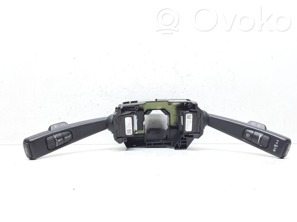 Volvo XC60 Wiper turn signal indicator stalk/switch 