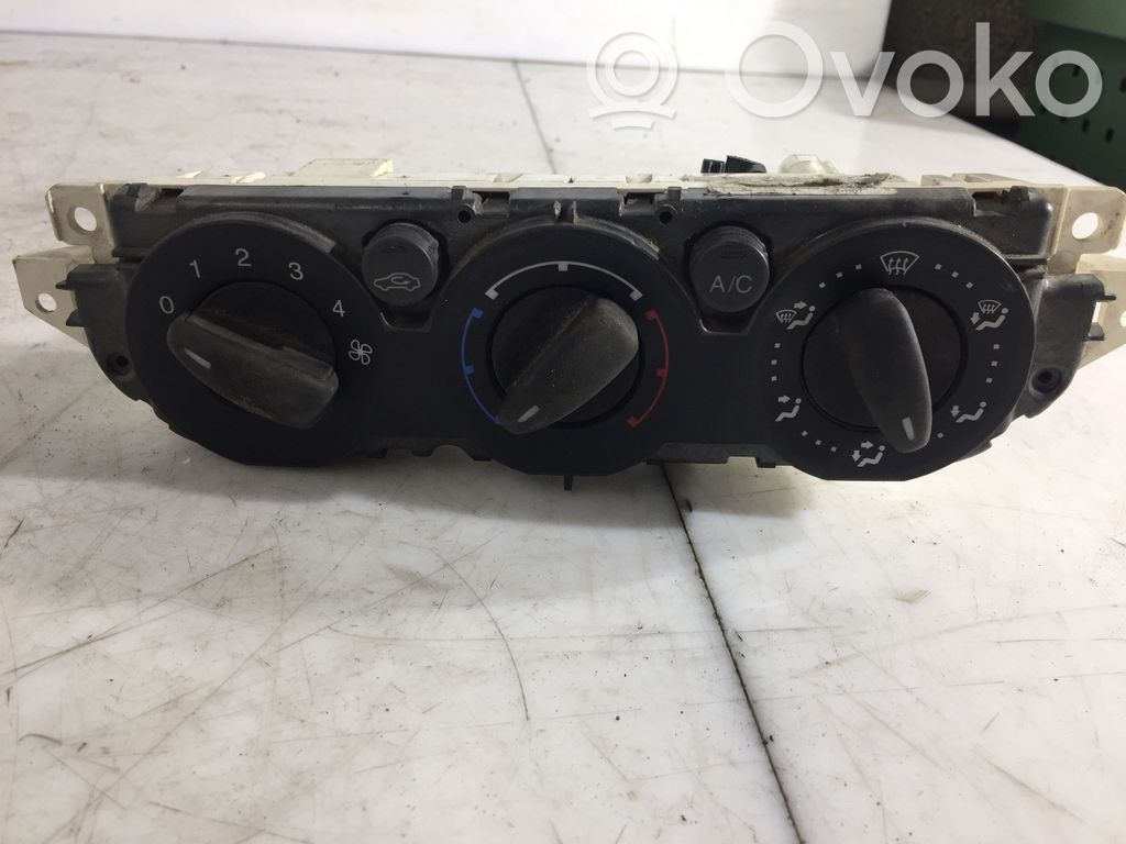 Ford Focus C-MAX Climate control unit 