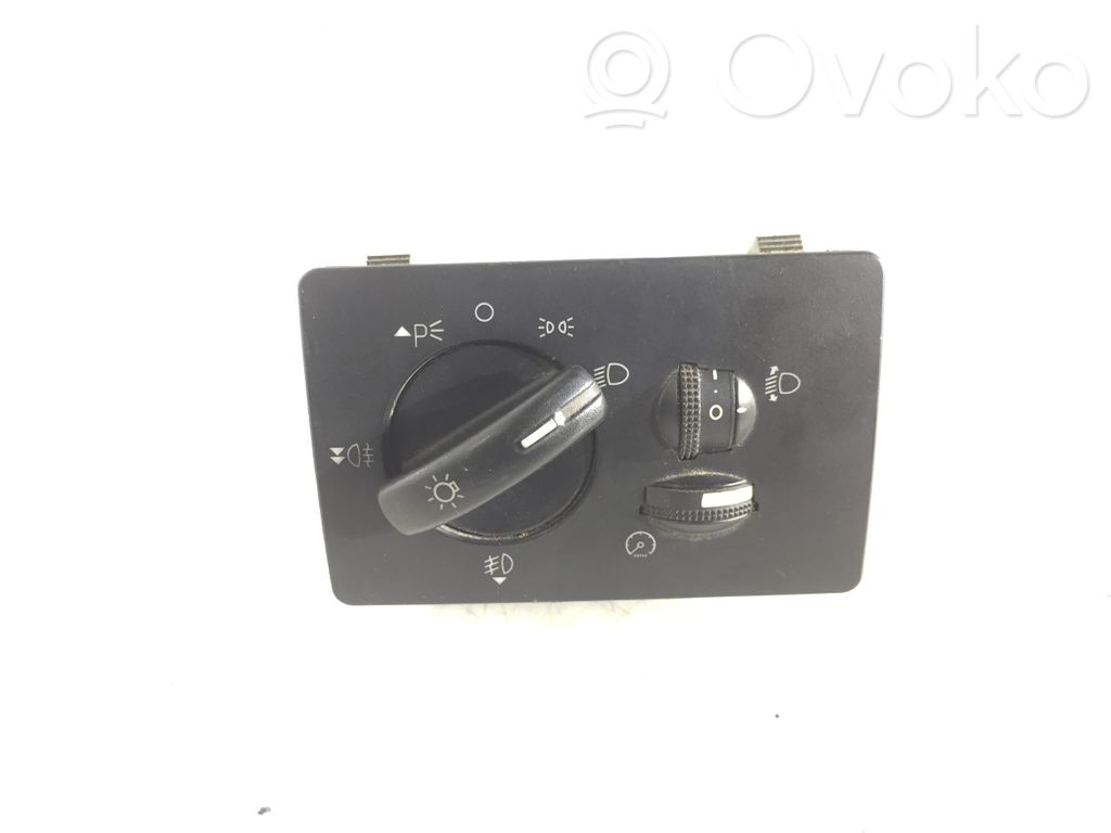 Ford Focus C-MAX Light switch 