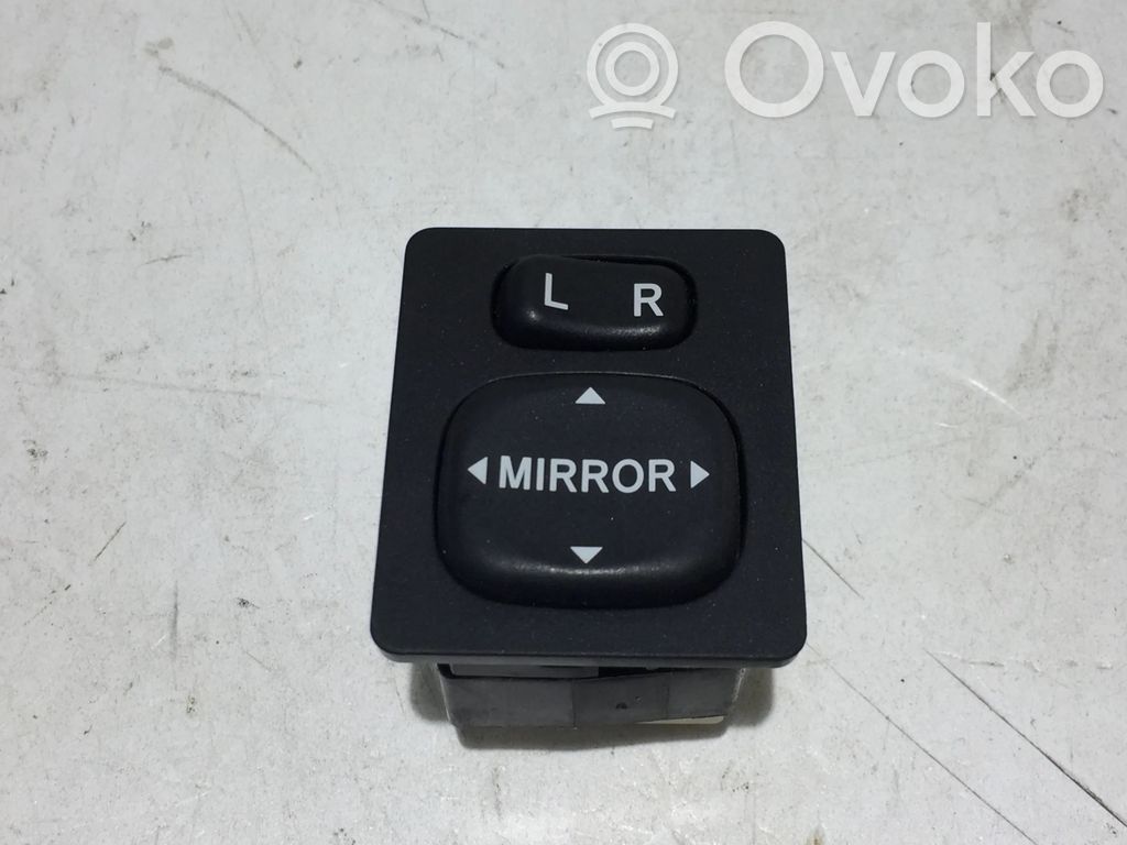 Toyota Yaris Wing mirror switch 