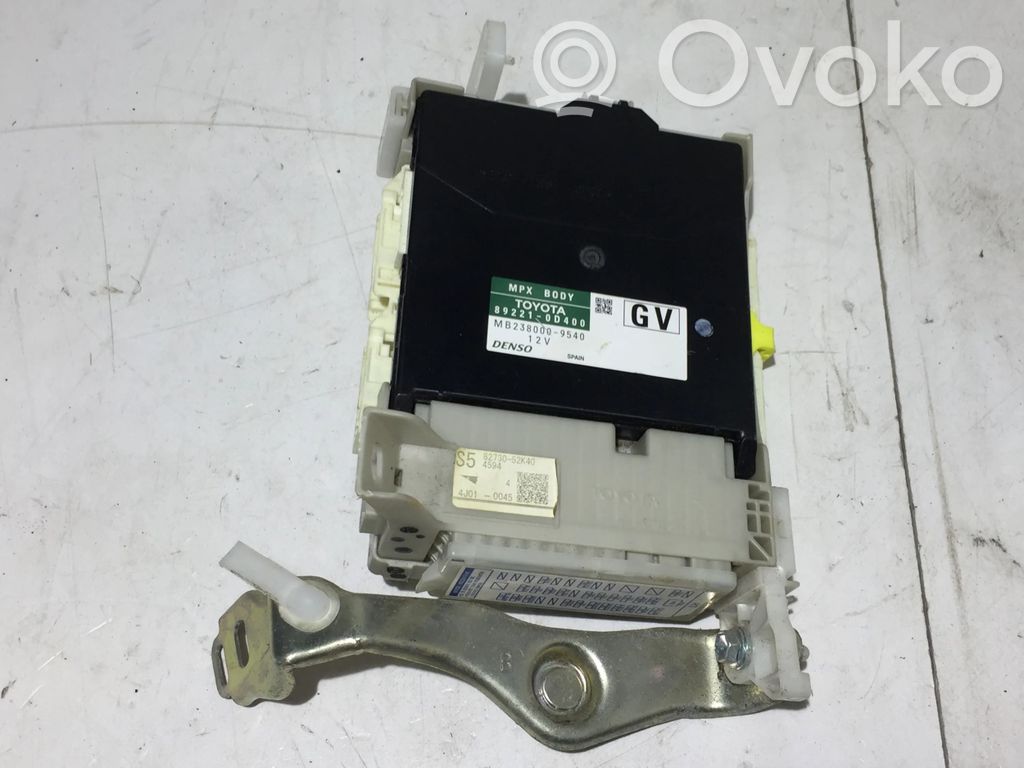Toyota Yaris Comfort/convenience module 