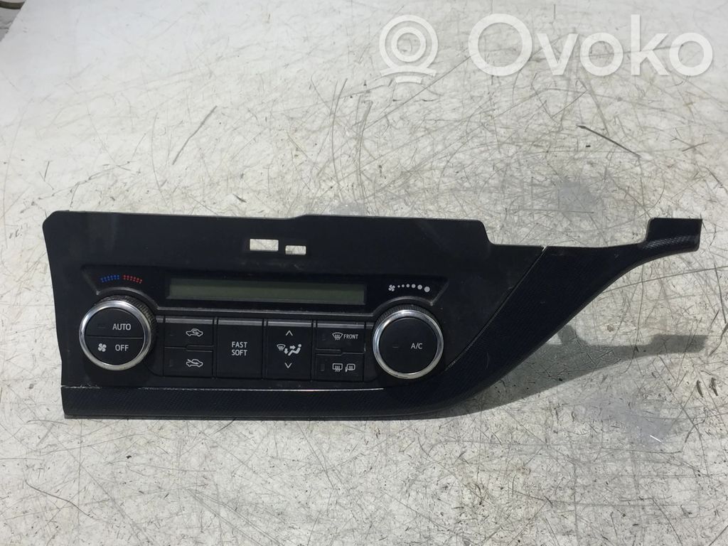 Toyota Auris E180 Climate control unit 