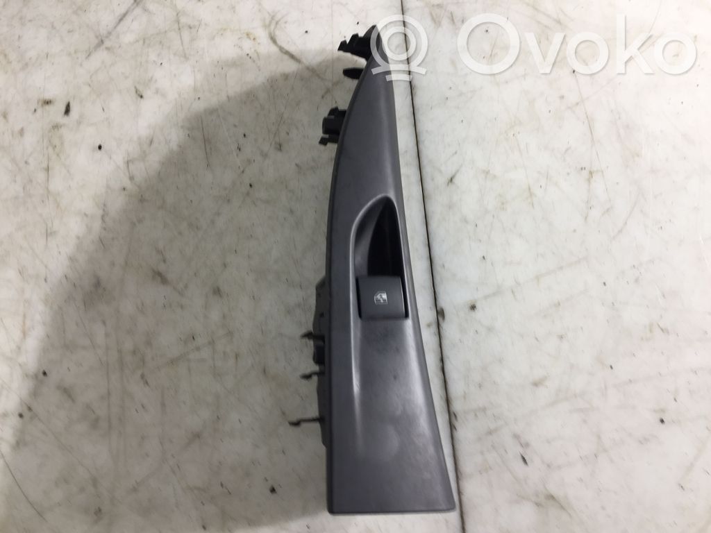 Opel Insignia A Electric window control switch 