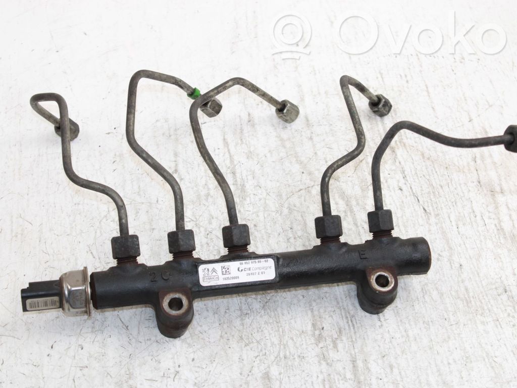 Ford C-MAX II Fuel main line pipe 