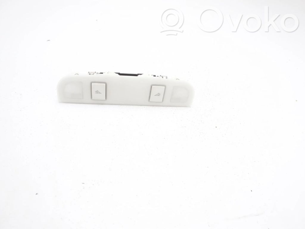 Audi A6 S6 C6 4F Rear seat light 