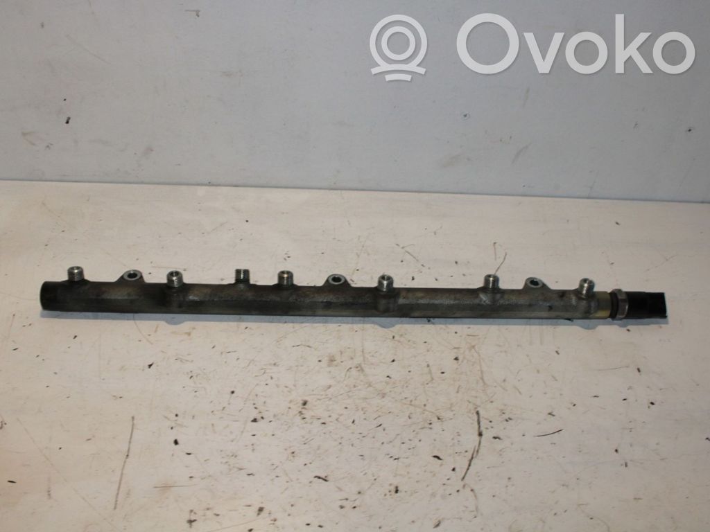 BMW 5 E39 Fuel main line pipe 