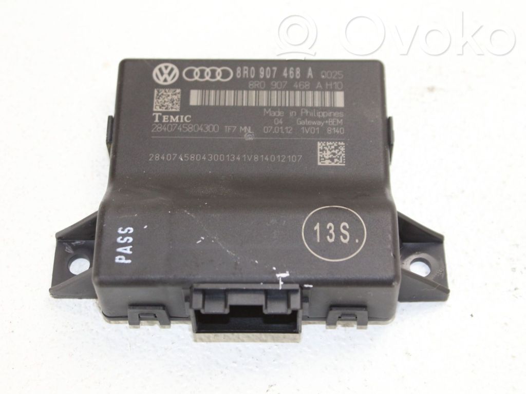 Audi A4 S4 B8 8K Gateway control module 