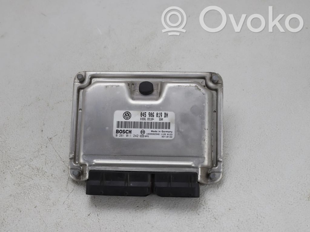 Volkswagen Polo IV 9N3 Engine control unit/module 