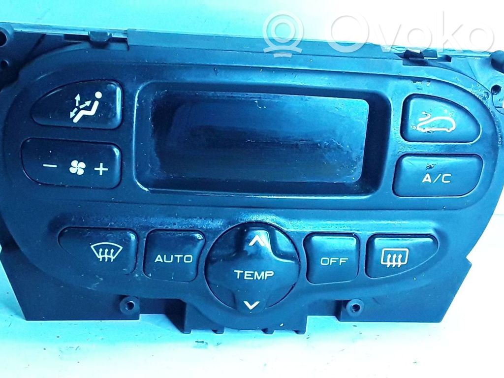 Peugeot 206 Climate control unit 