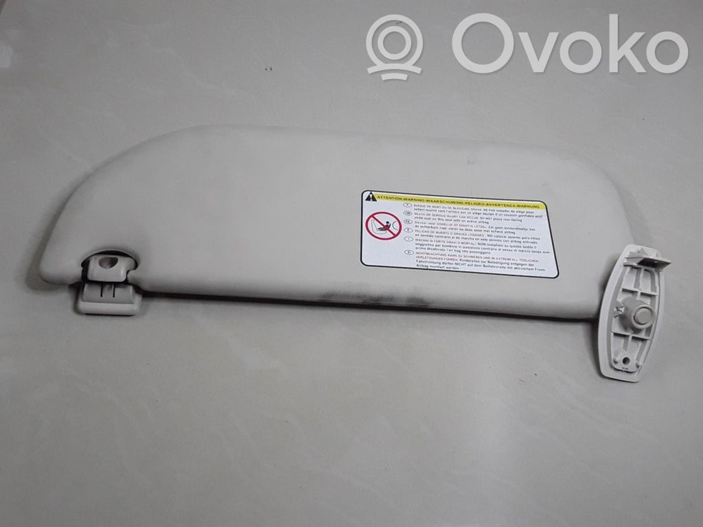 Sun visor