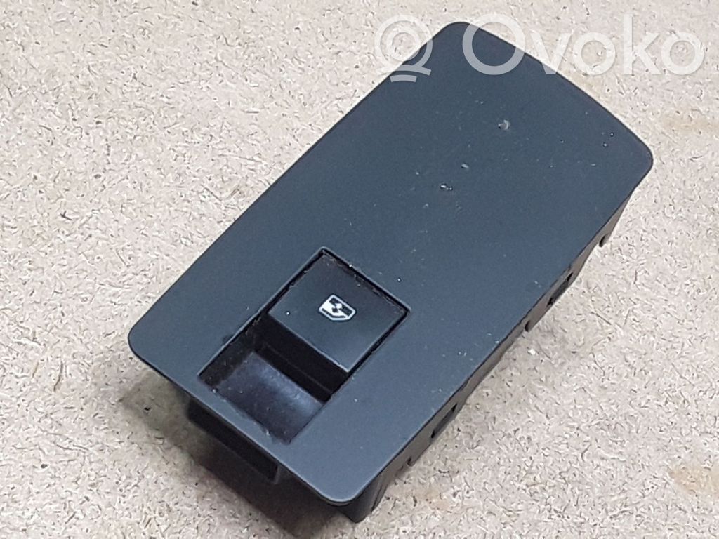 Opel Insignia A Electric window control switch 