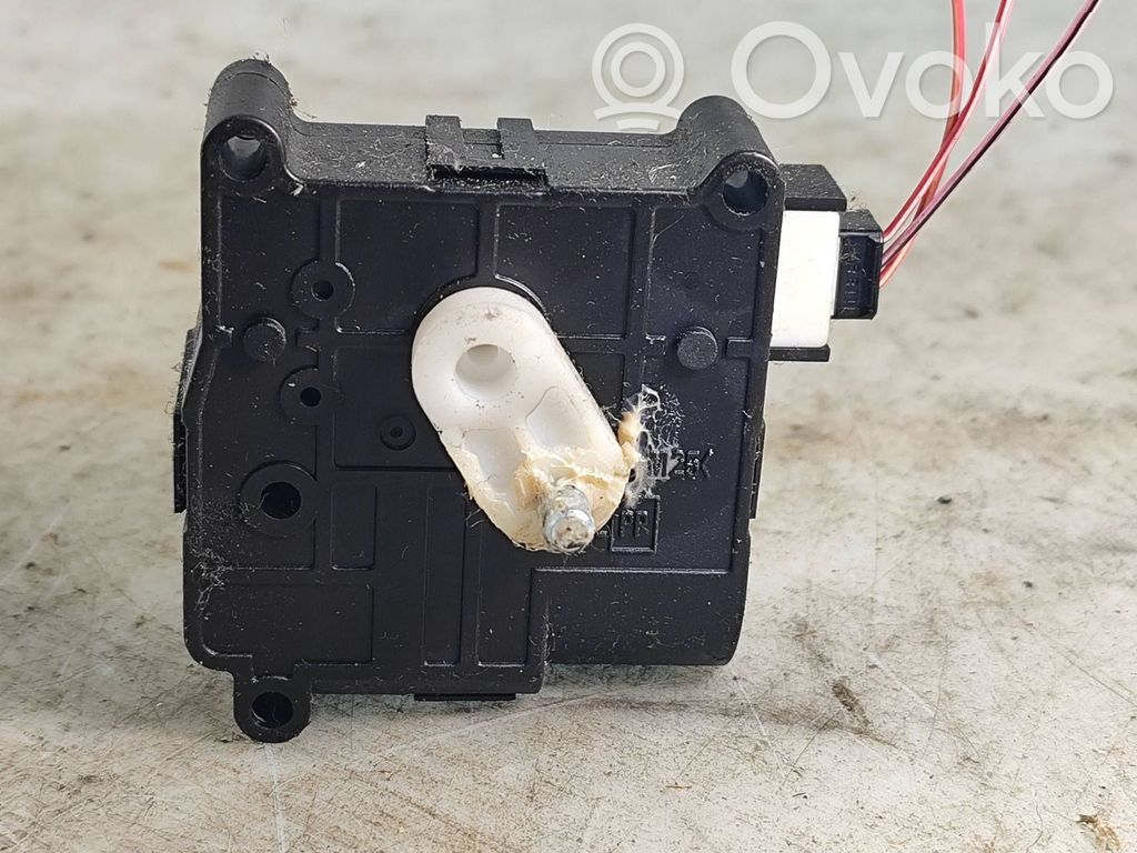 Toyota Avensis T250 Air flap motor/actuator 