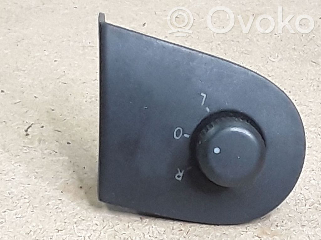 Wing mirror switch   7M6959565B