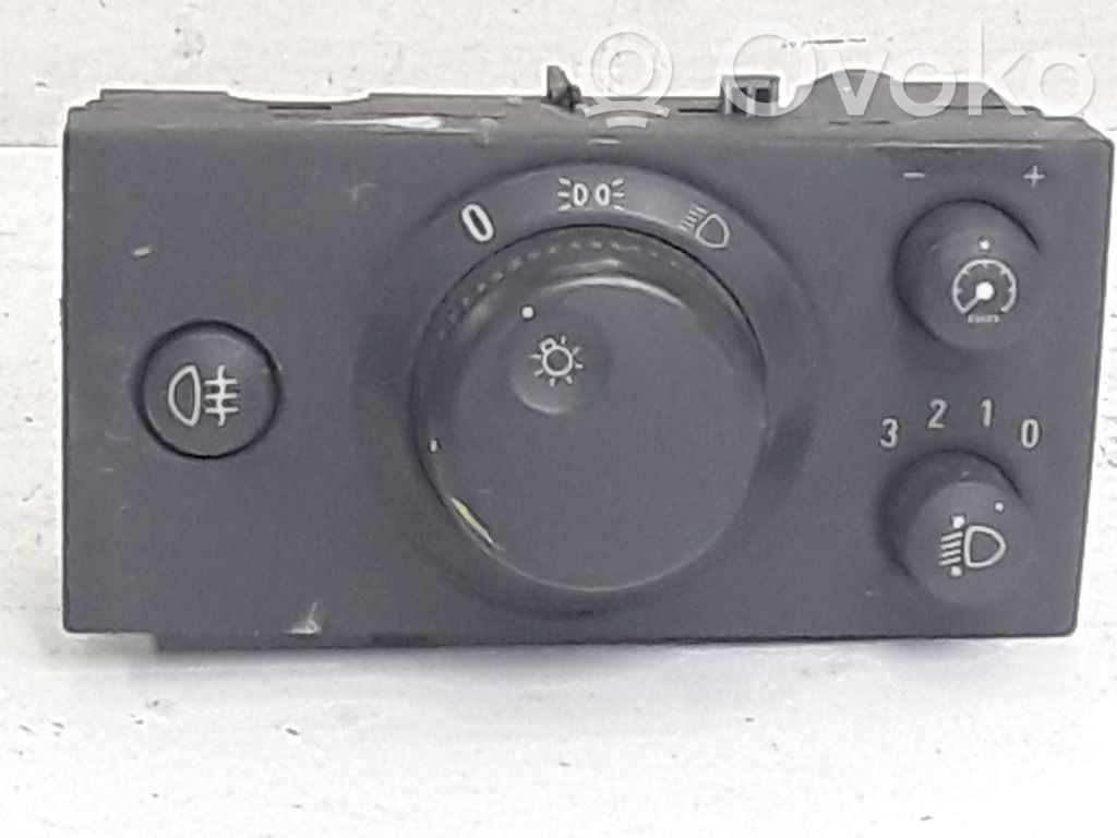 Opel Vectra C Light switch 