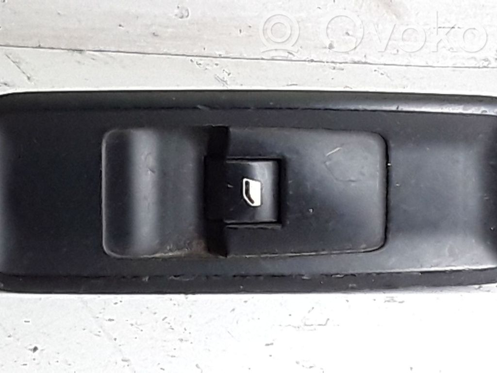 Citroen C8 Electric window control switch 
