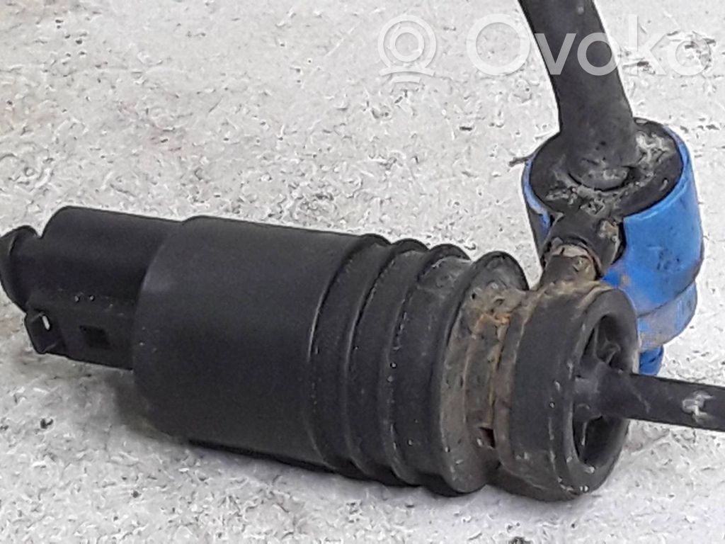 Mercedes-Benz A W168 Windscreen/windshield washer pump 