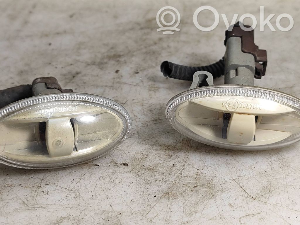 Toyota Aygo AB10 Front fender indicator light 