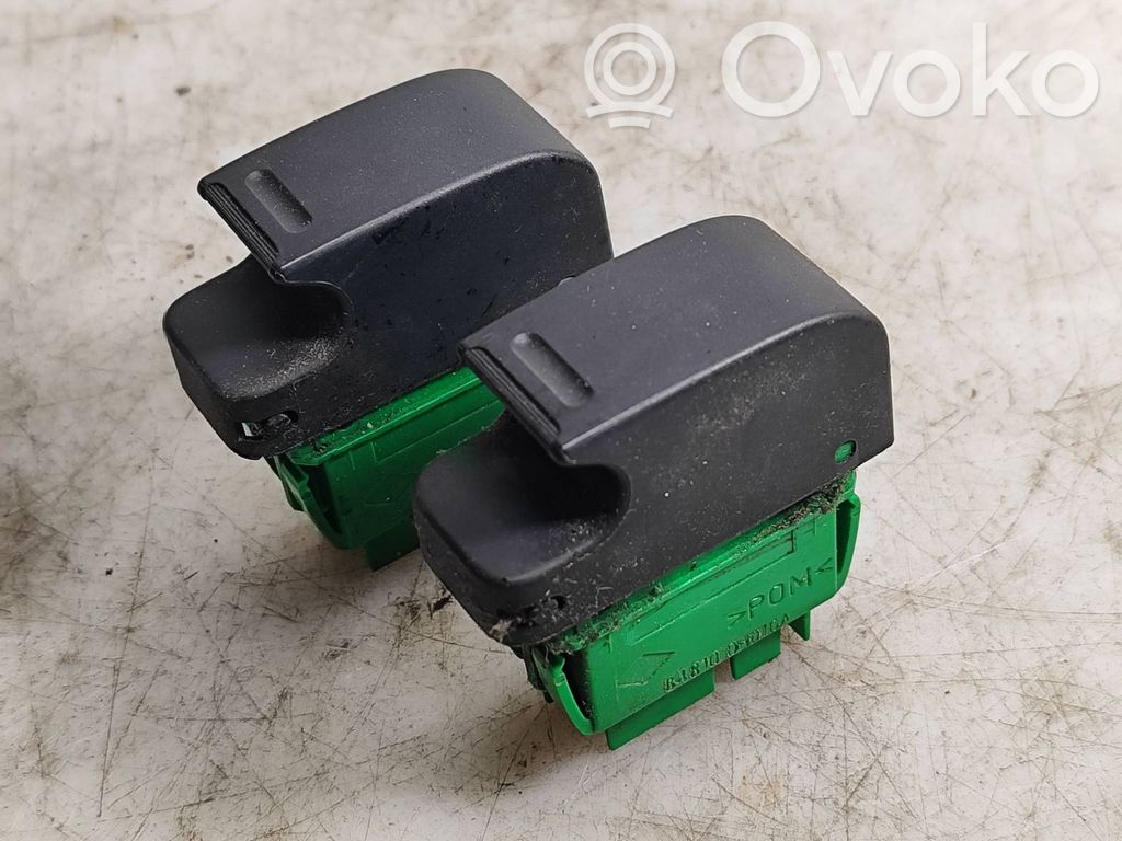 Toyota Aygo AB10 Electric window control switch 