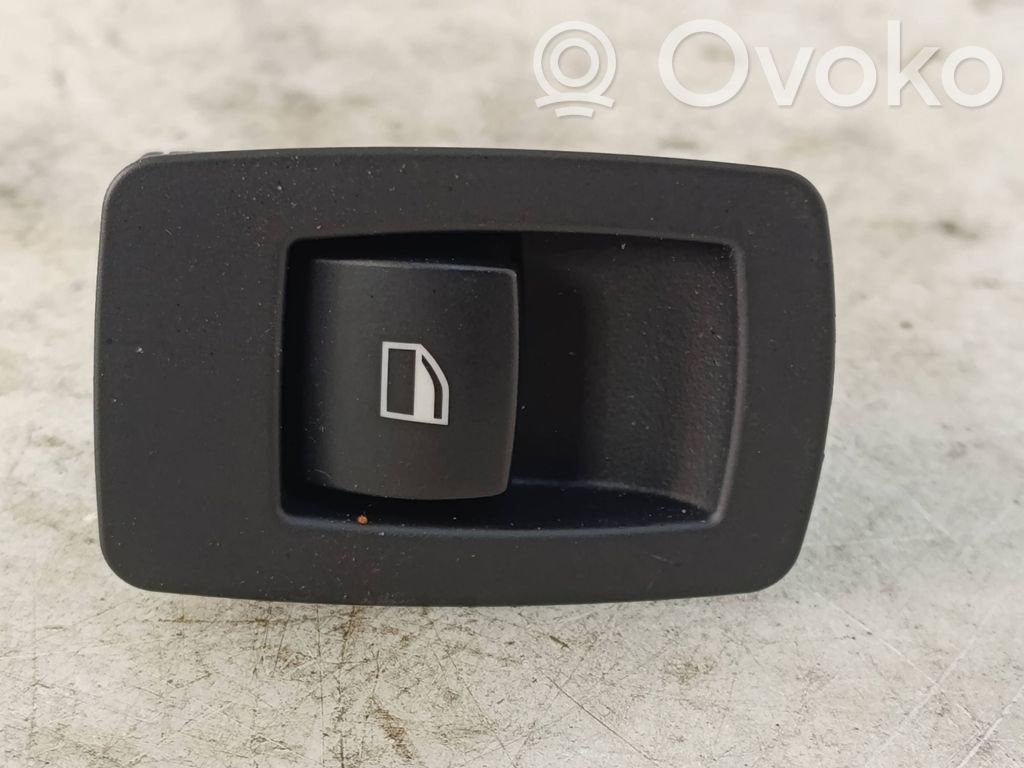 BMW 1 E81 E87 Electric window control switch 