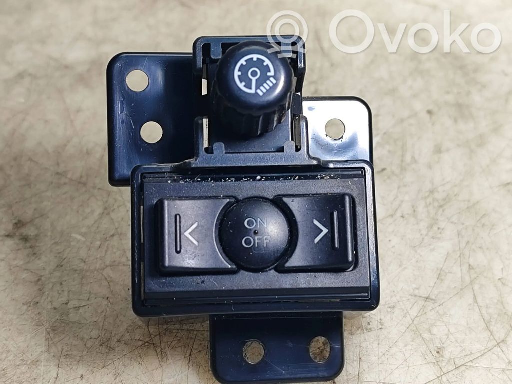 Lexus IS 220D-250-350 Panel lighting control switch 