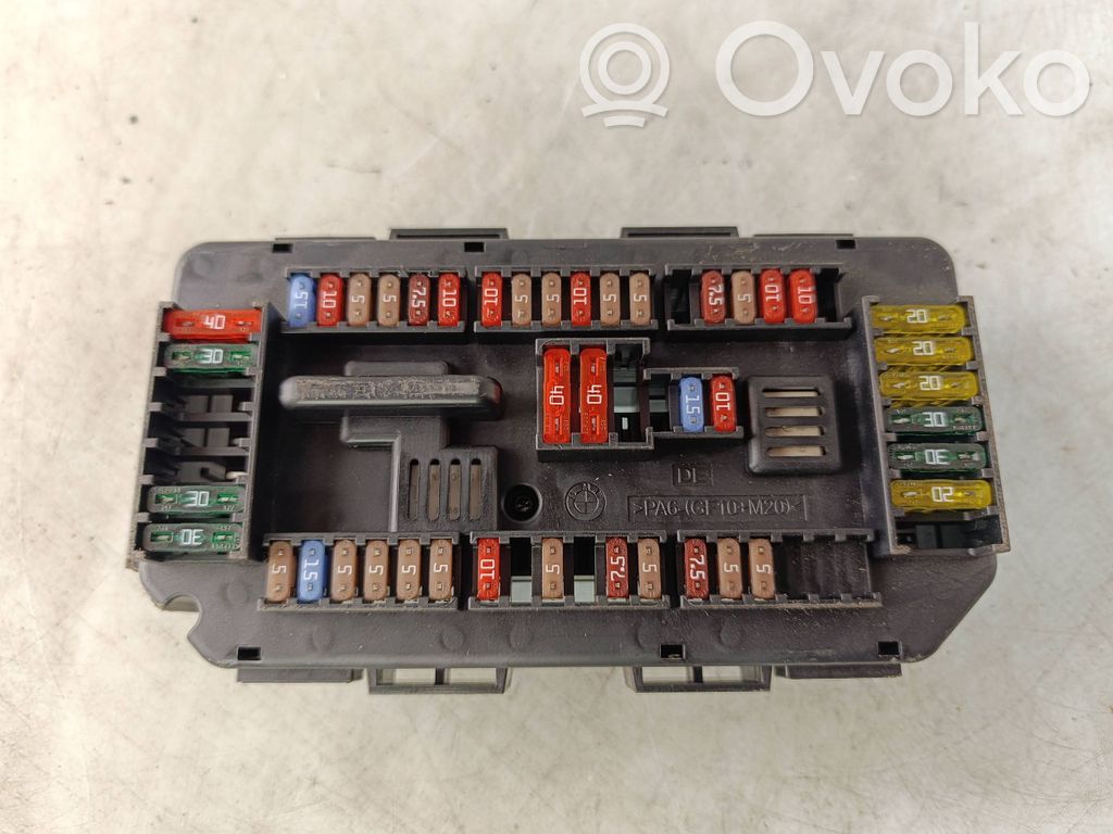 BMW 4 F32 F33 Drošinātāju bloks 
