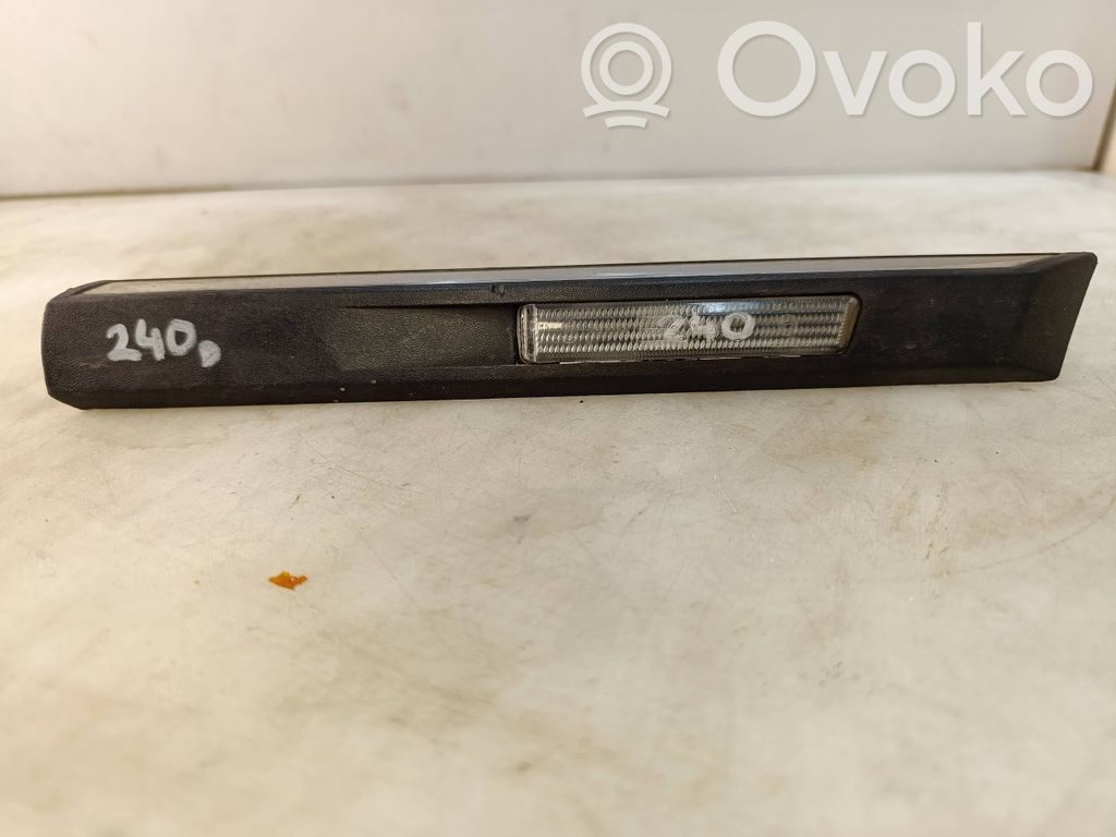 BMW 7 E38 Semnalizator bară față 