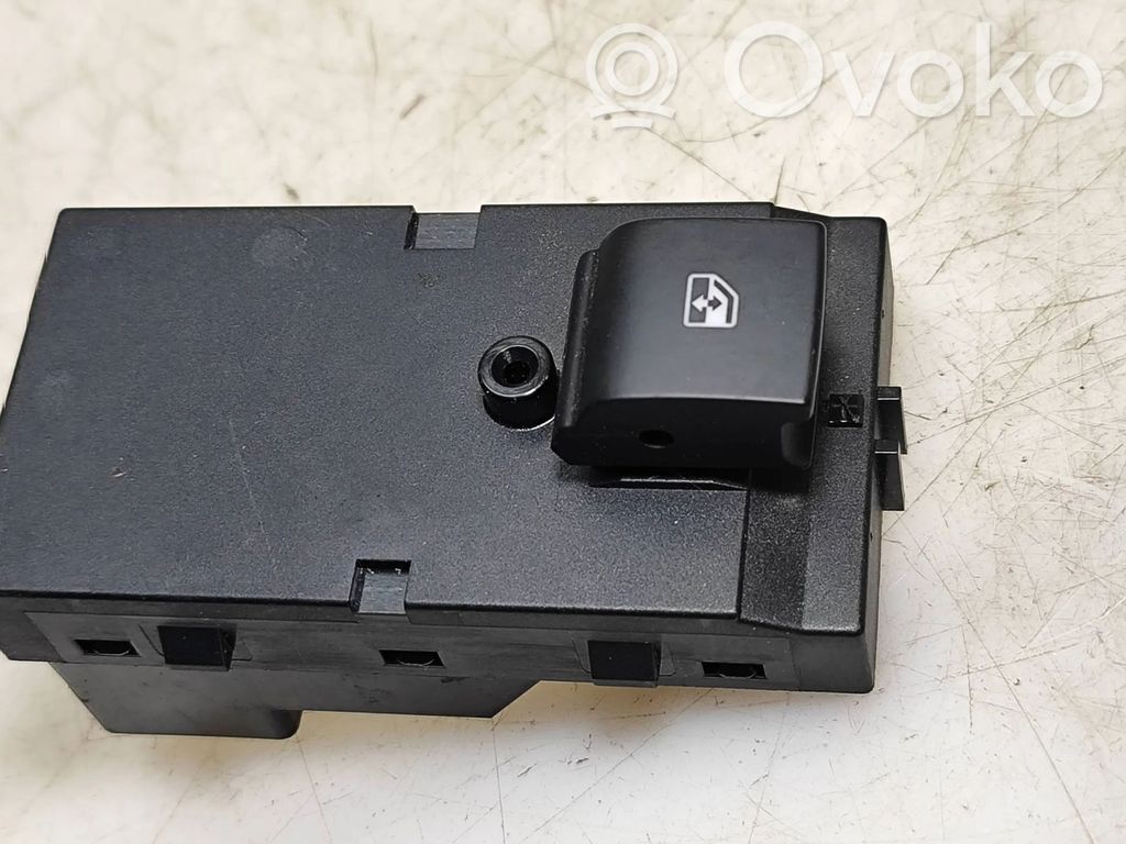 Opel Cascada Electric window control switch 