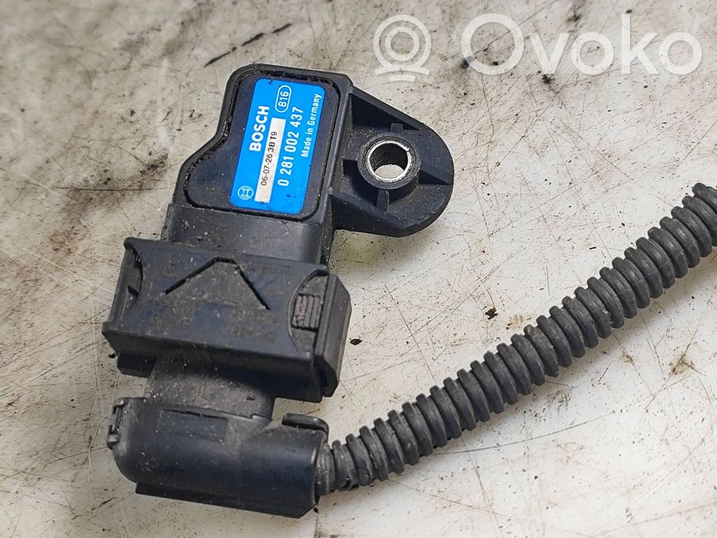 Opel Astra H Air pressure sensor 