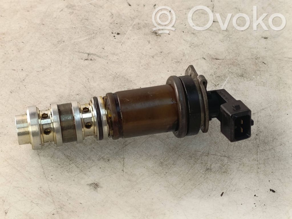 BMW 1 E81 E87 Camshaft vanos timing valve 