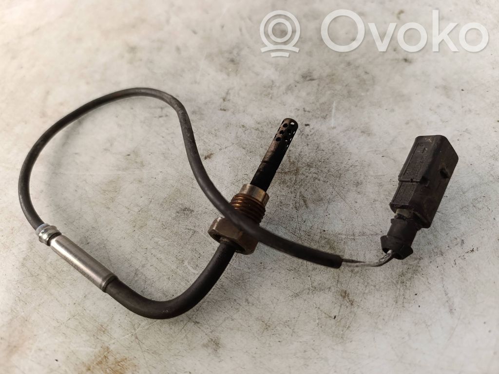 Audi A4 S4 B7 8E 8H Izplūdes gāzu temperatūras sensors 