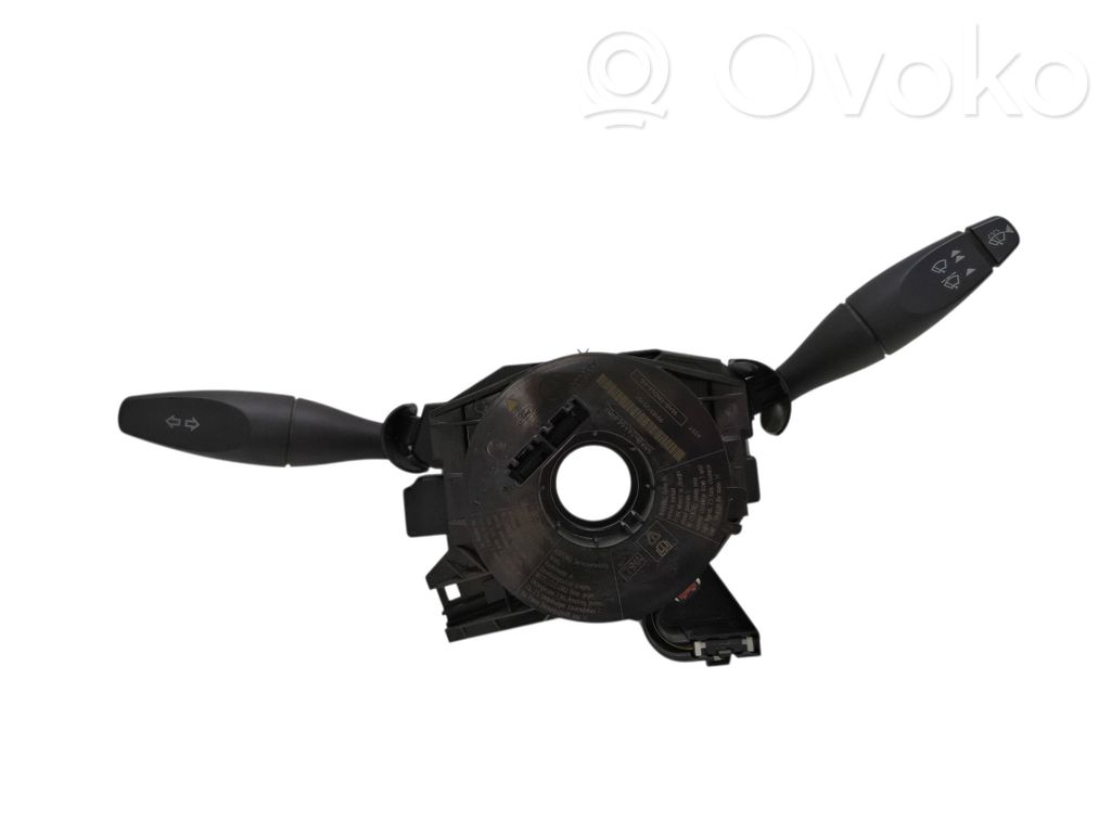 Ford Focus Wiper turn signal indicator stalk/switch 