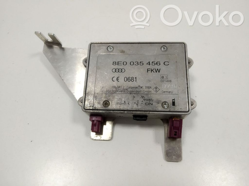 Audi A8 S8 D3 4E Antenos stiprintuvas 