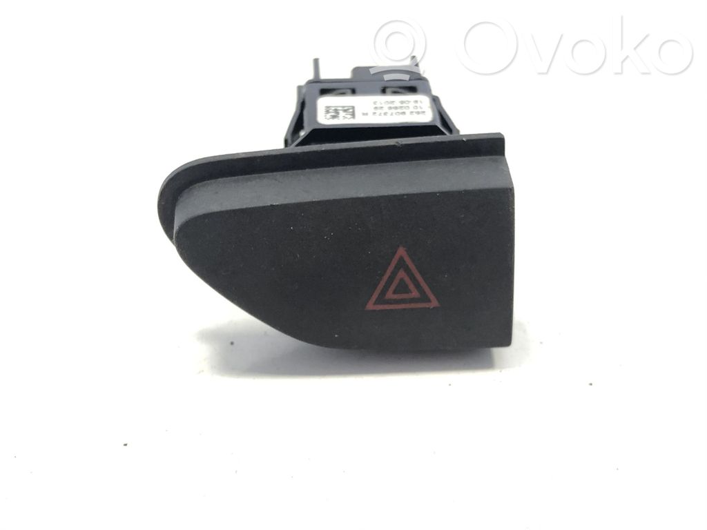 Renault Captur Hazard light switch 