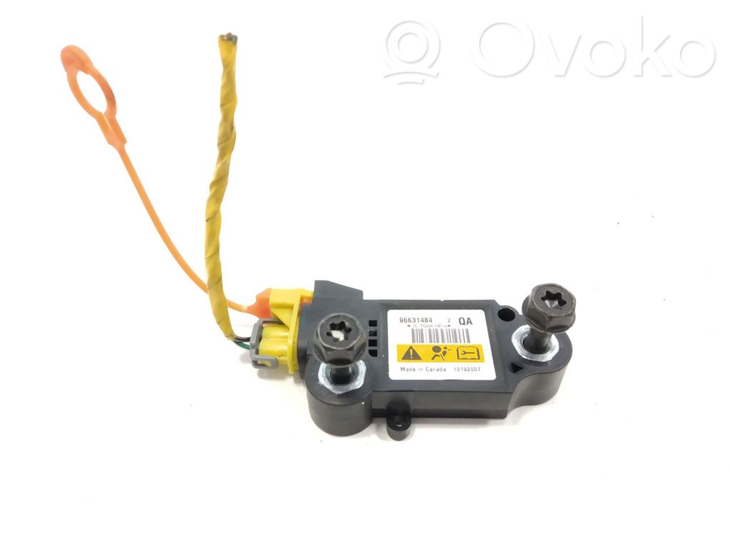 Chevrolet Captiva Airbag deployment crash/impact sensor 