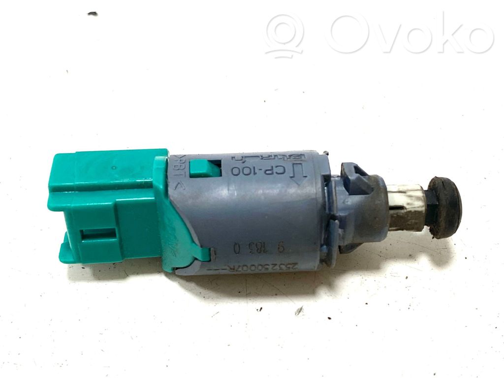 Renault Megane III Brake pedal sensor switch 