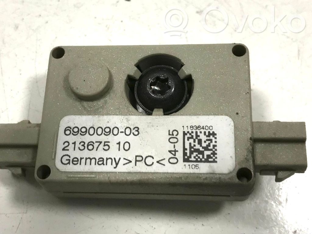 BMW X3 E83 Antenos stiprintuvas 
