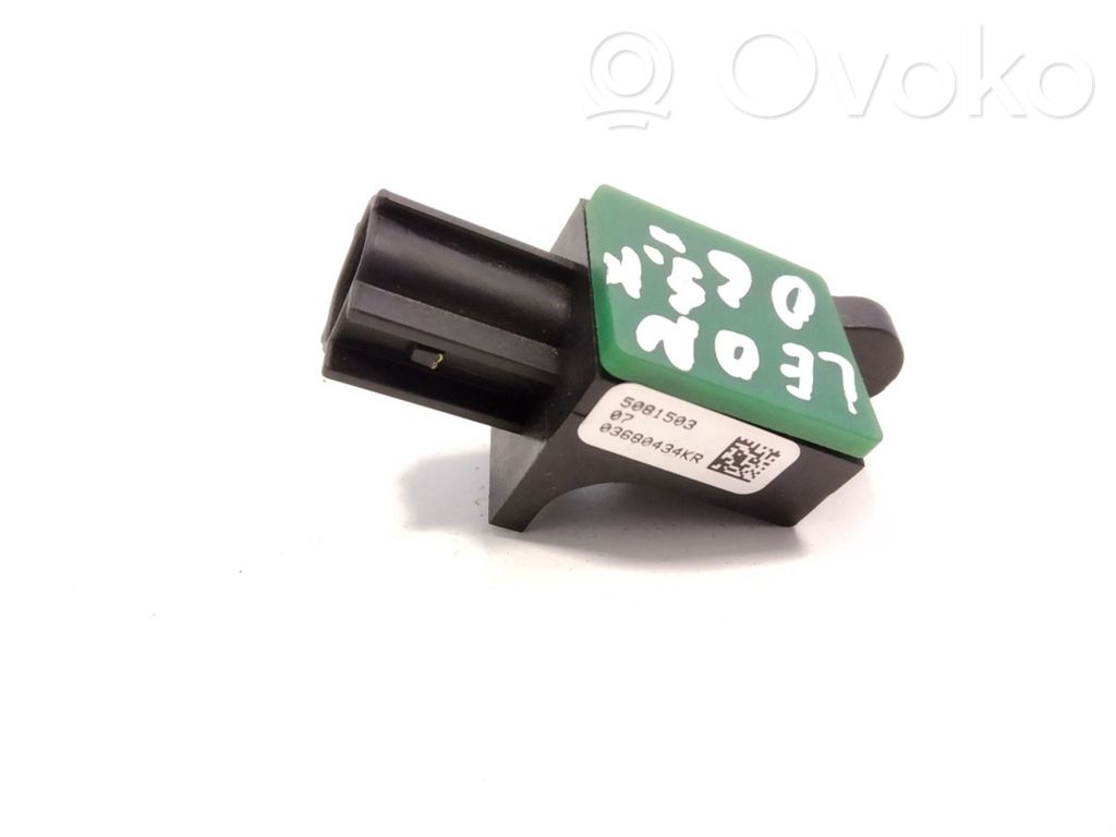Czujnik uderzenia Airbag   5N0959351,391138