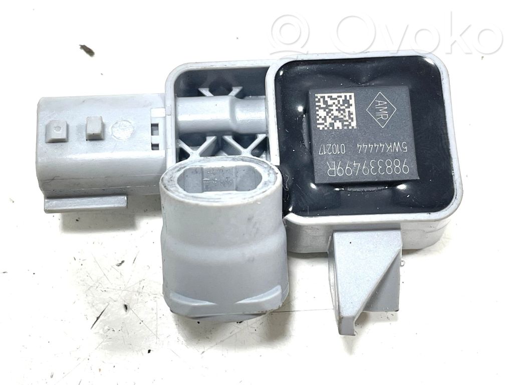 Renault Captur Airbag deployment crash/impact sensor 