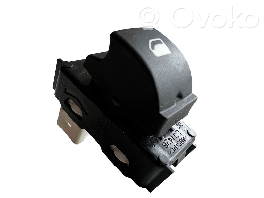 Citroen C3 Aircross Electric window control switch 