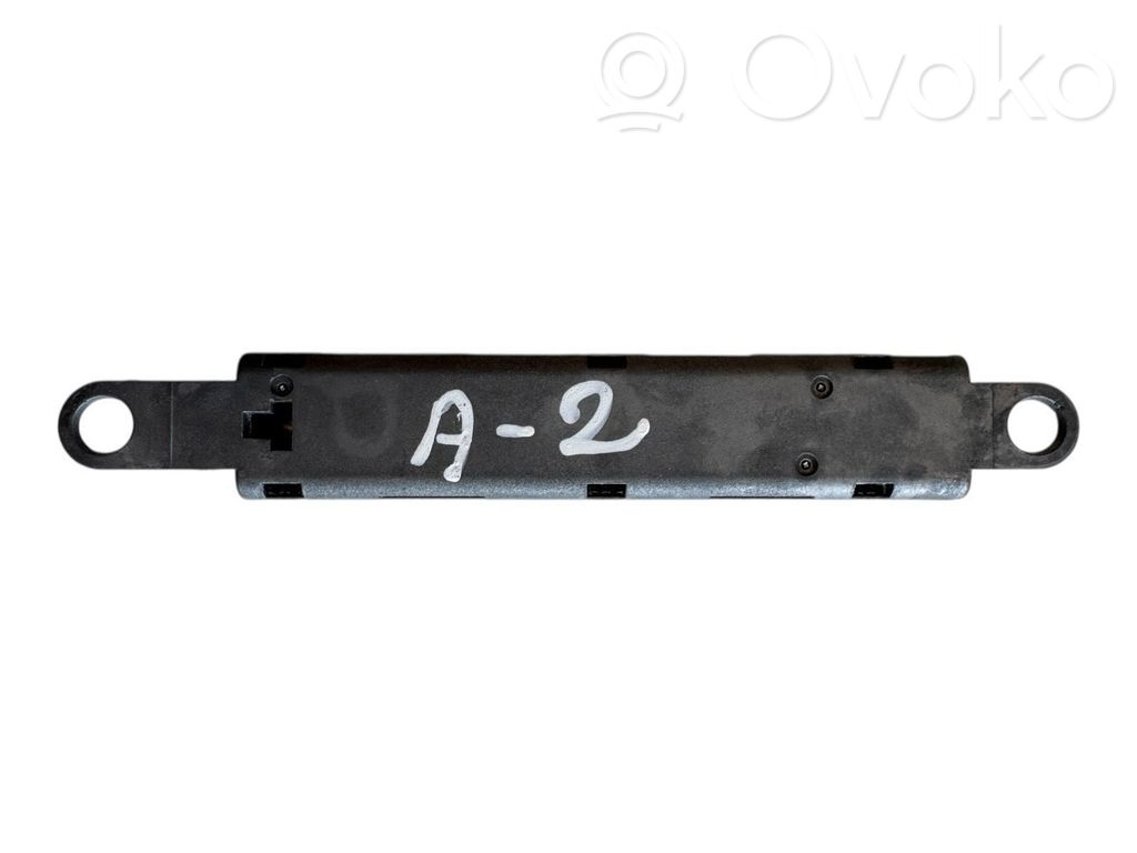 Audi A2 Antenos stiprintuvas 