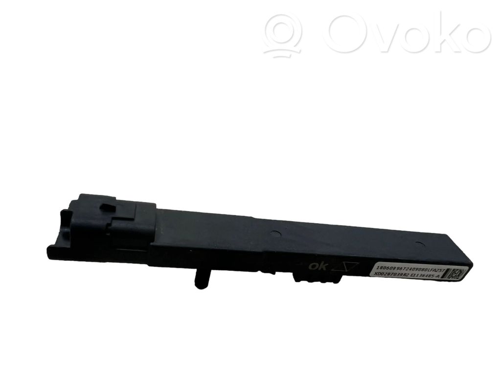 Peugeot 3008 II Antenas pastiprinātājs 