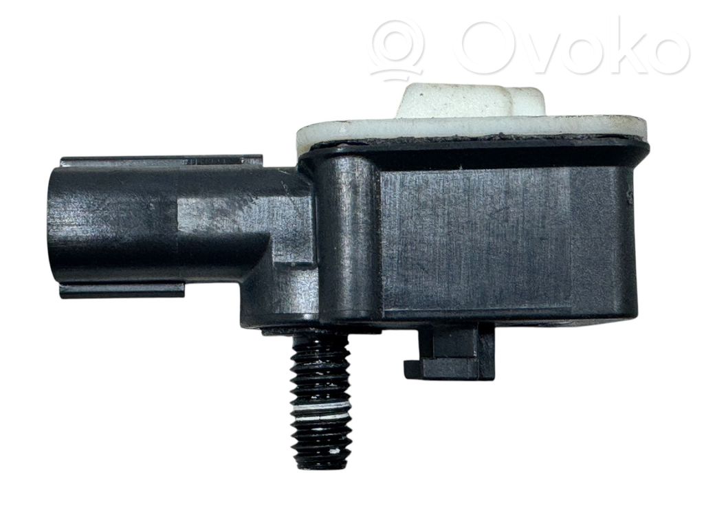 Opel Astra K Senzor impact/declanșare airbag 