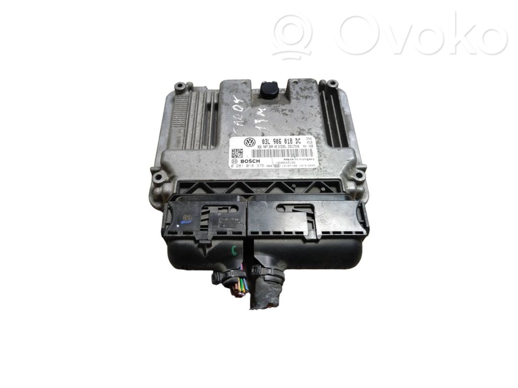 Volkswagen Caddy Engine control unit/module 
