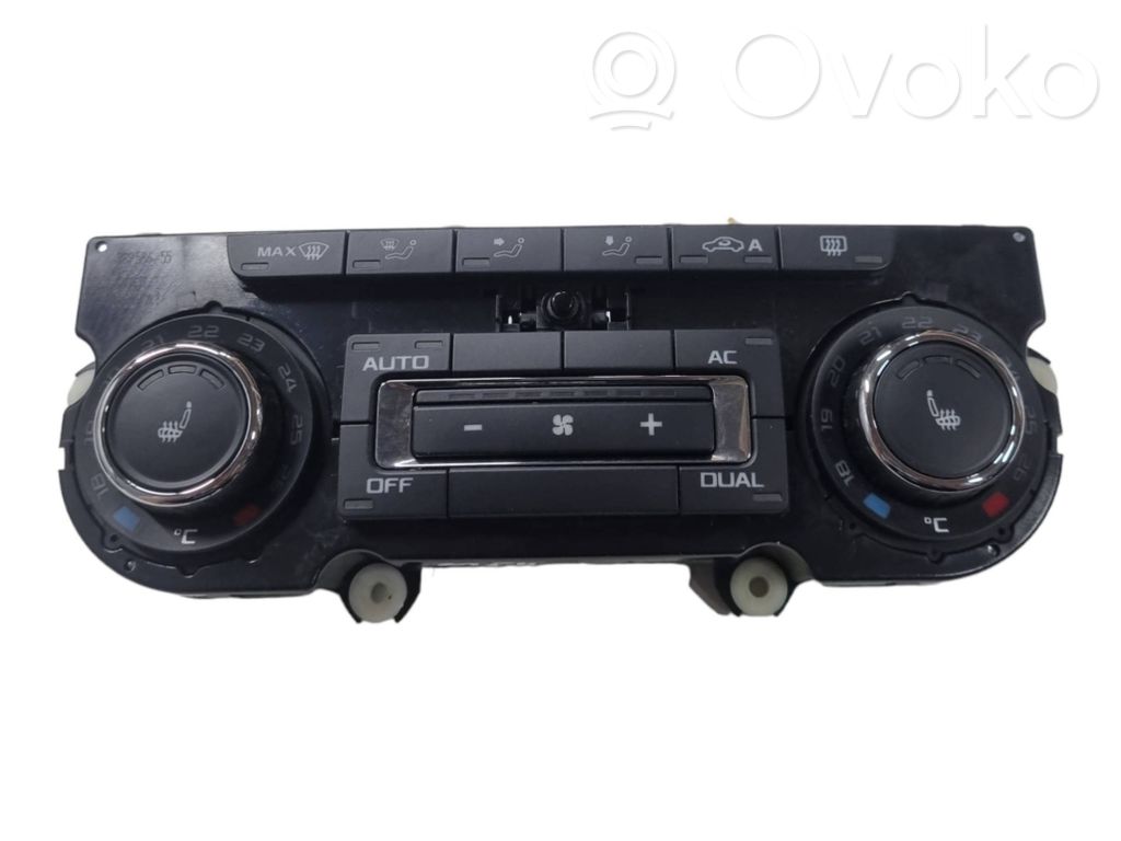 Skoda Octavia Mk2 (1Z) Climate control unit 