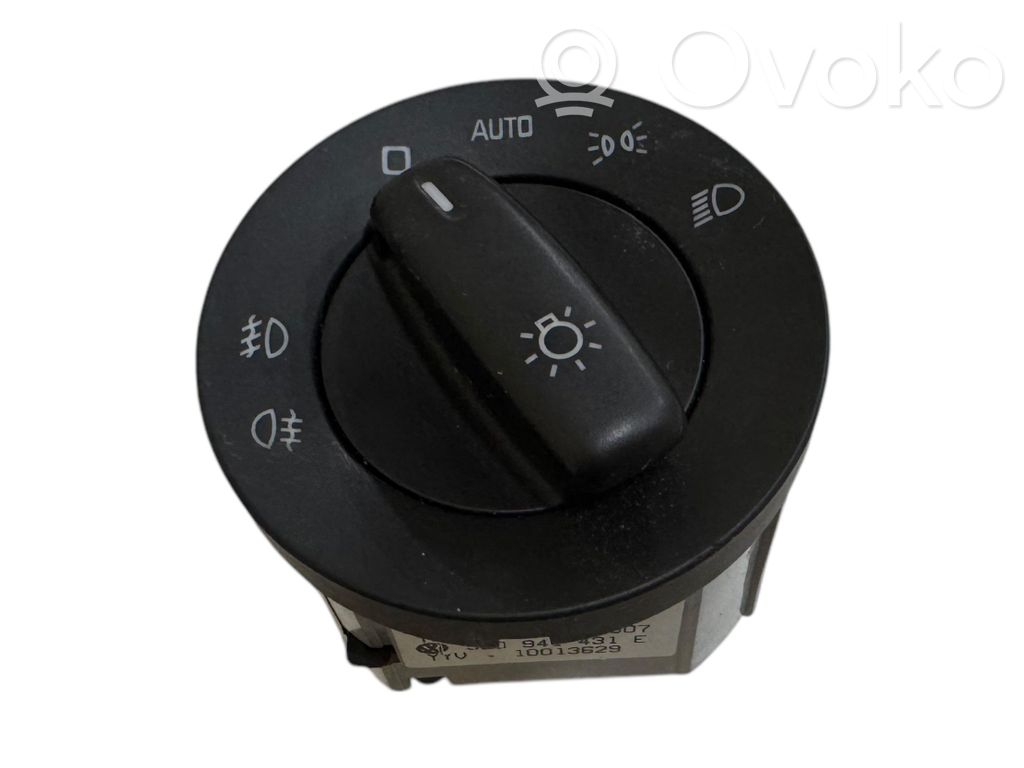 Skoda Yeti (5L) Interruptor de luz 