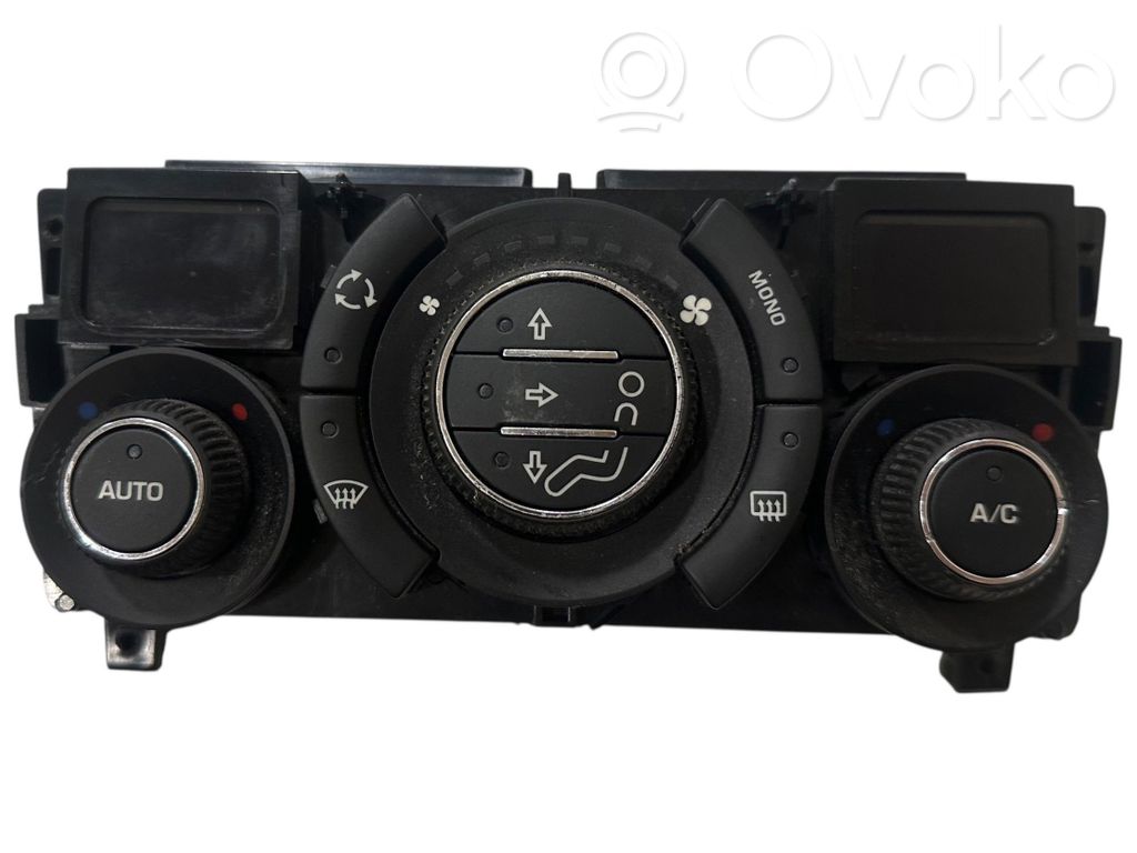 Peugeot 308 Climate control unit 