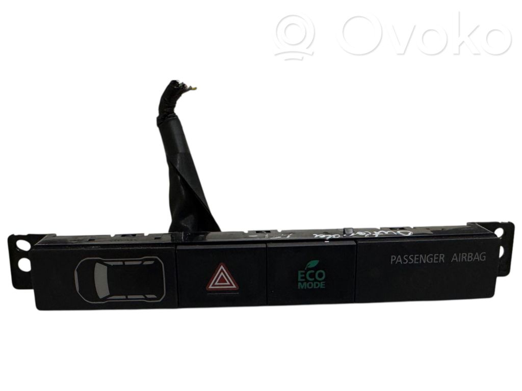Mitsubishi Outlander Hazard light switch 