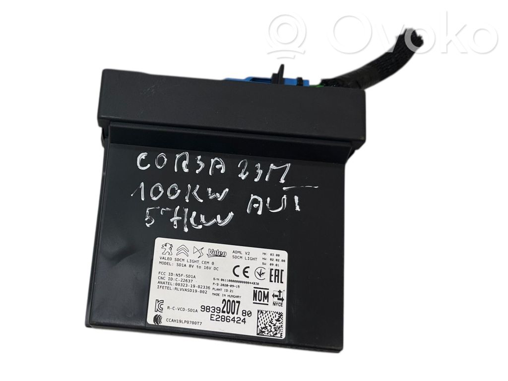 Opel Corsa F Light module LCM 