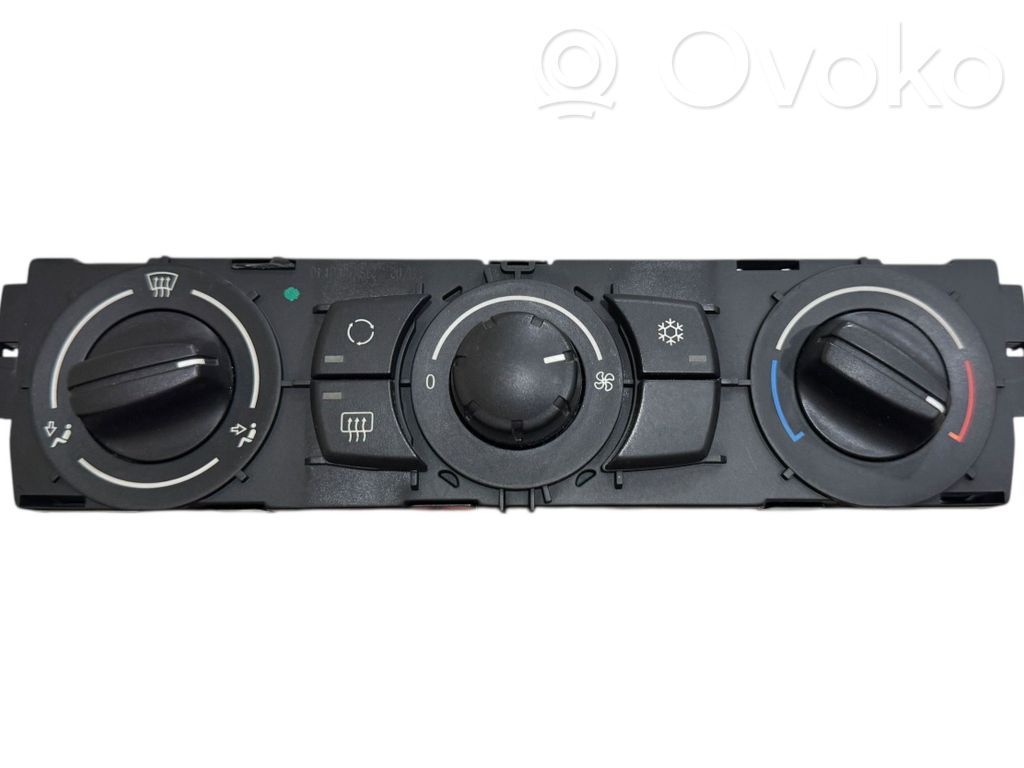 BMW 1 E81 E87 Climate control unit 