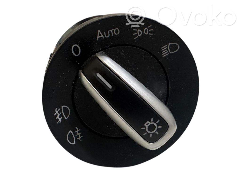 Volkswagen Golf VI Light switch 
